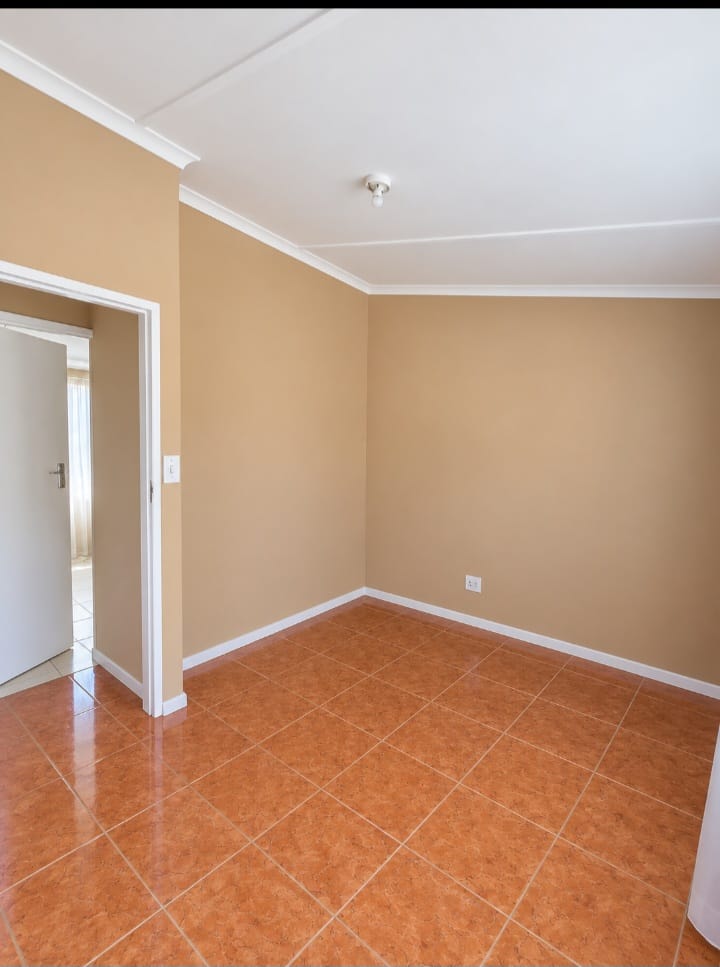 3 Bedroom Property for Sale in Sunnyridge Eastern Cape
